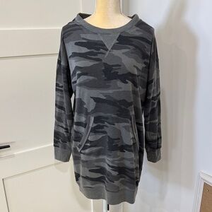 Splendid Olive Camouflage Sweater Dress. Small